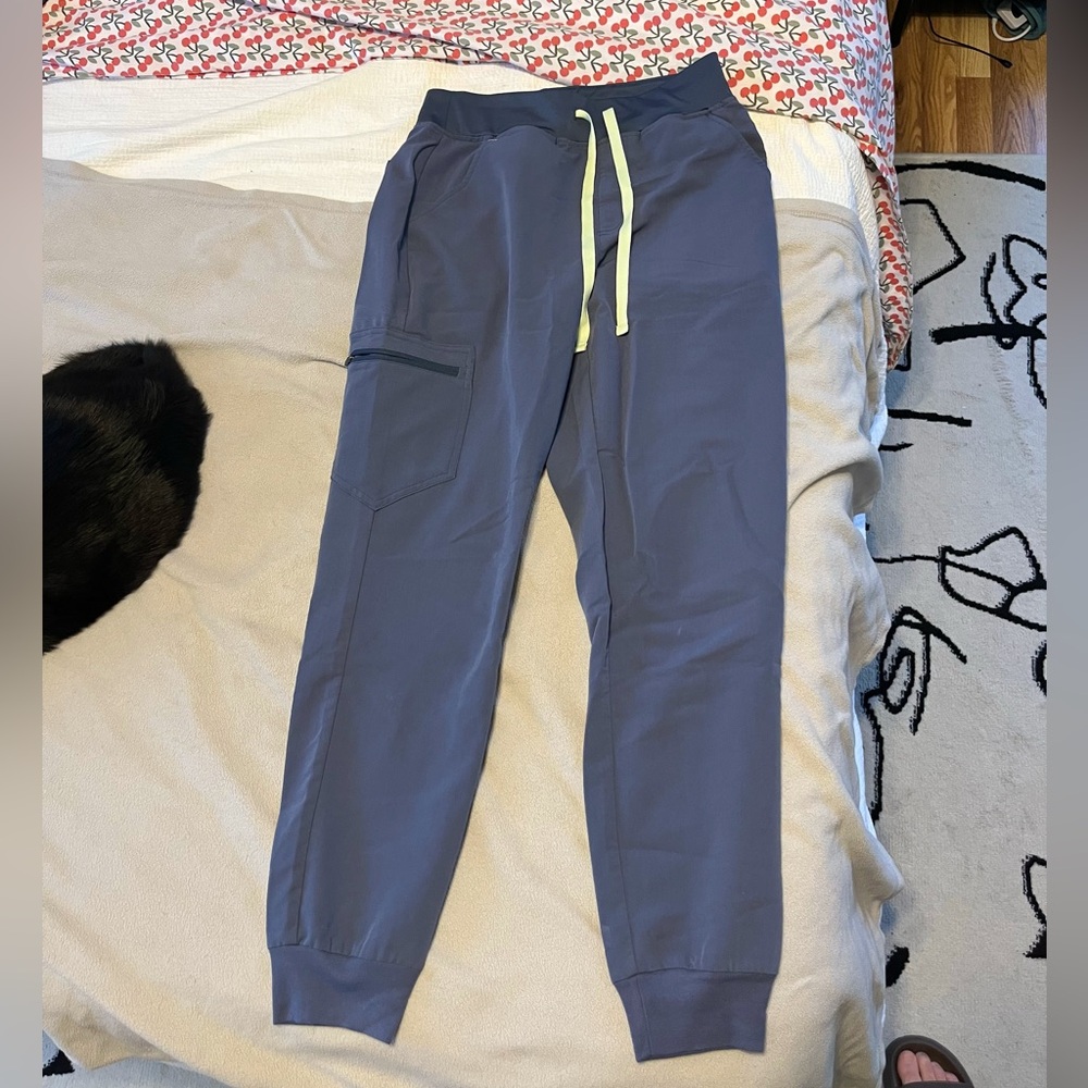 Figs Space Gray high-waisted jogger scrub pants